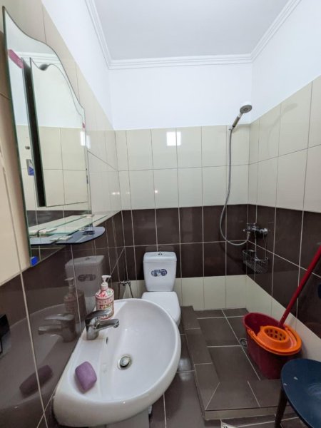 Tirane, jepet me qera garsoniere Kati 4, 40 m² 450 €