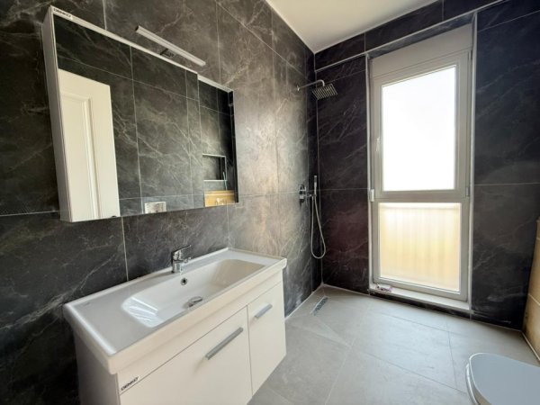 Tirane, jepet me qera apartament 2+1+Ballkon Kati 7, 100 m² 650 € (Ish Fusha e Aviacionit)