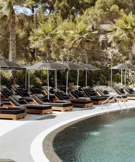 Durres, jepet me qera apartament 1+1+Ballkon Kati 3, 600 € (WHITE HILL)