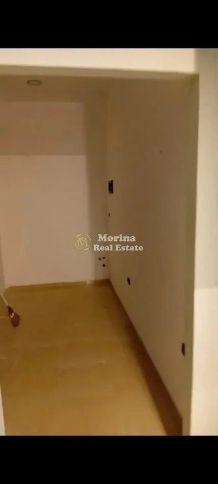 Tirane, jepet me qera ambjent biznesi Kati 0, 30 m² 400 € (21 Dhjetori)