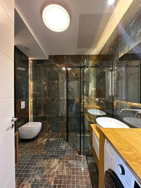 Tirane, jepet me qera apartament 1+1 Kati 6, 150 m² 1.300 € (Park Gate) Rruga e Elbasanit