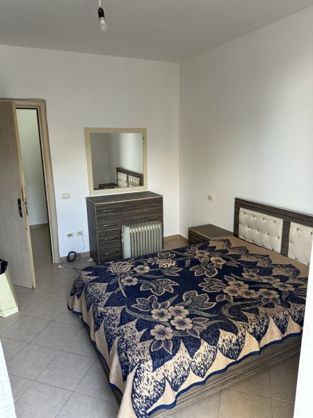 Tirane, jepet me qera apartament 1+1 Kati 6, 75 m² 400 € (Vila L Astir mbrapa Bar Sorriso)