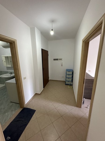 Tirane, jepet me qera apartament 1+1 Kati 6, 75 m² 400 € (Vila L Astir mbrapa Bar Sorriso)
