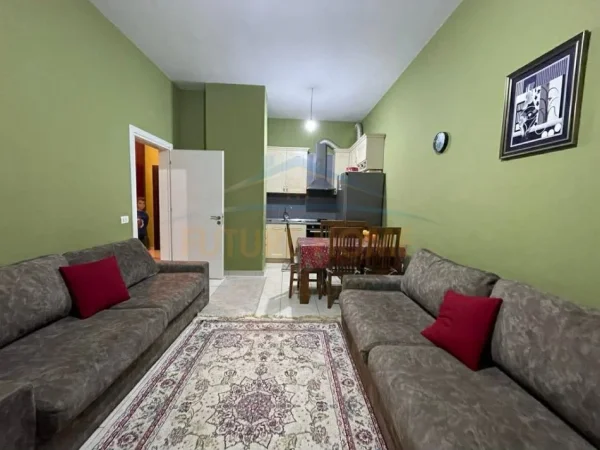 Tirane, shitet apartament 1+1 Kati 1, 72 m² 115.000 € (Unaza e Re)