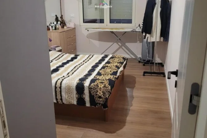 jepet me qera apartament 2+1 Kati 3, 90 m² 620 € (Fusha e Aviacionit)