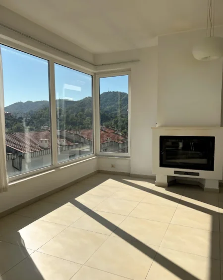 Tirane, shitet 3 Katshe Kati 0, 461 m² (Kodra e Diellit 1, Top Hill)