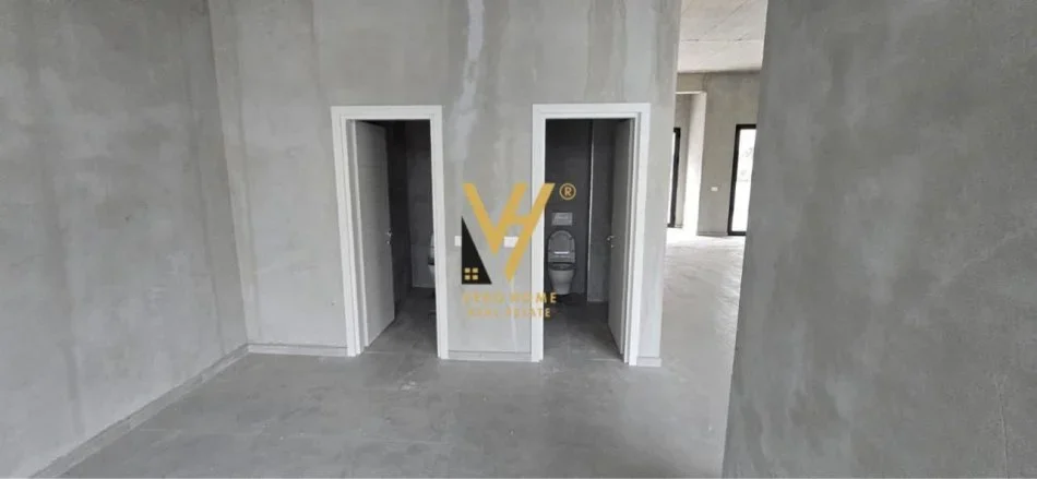 Tirane, jepet me qera ambjent biznesi Kati 2, 125 m² 1.300 € (ASTIR)