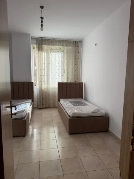 Apartament 2+1+2 me qera Pallati i Observatorit tek Selvia