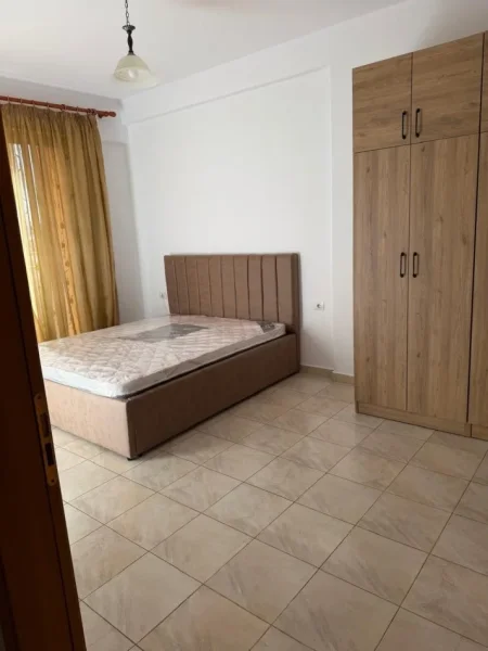 Apartament 2+1+2 me qera Pallati i Observatorit tek Selvia