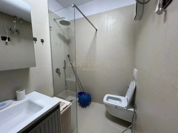 Tirane, jepet me qera apartament 1+1 Kati 9, 70 m² 750 € (Bulevardi Gjergj Fishta)