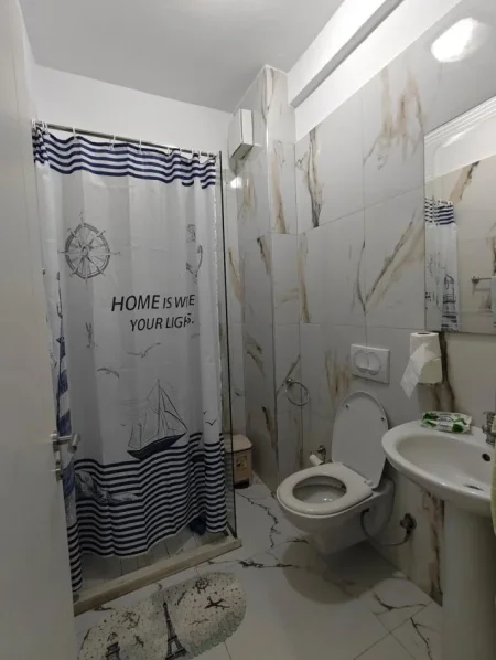 Durres, shitet apartament 1+1+Ballkon Kati 1, 52 m² 108.000 € (GJIRI LALEZIT)