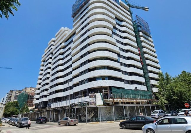 Tirane, shitet apartament 1+1 Kati 10, 72 m² 192.000 € (BULEVARDI GJERGJ FISHTA)