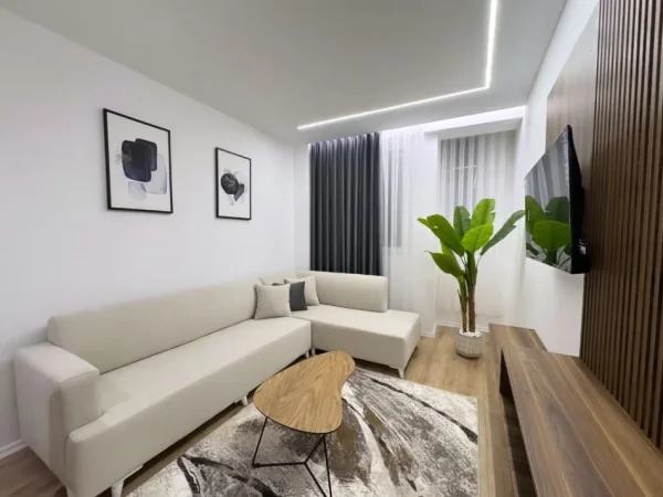 Tirane, shitet apartament 1+1 , 70 m² 175.000 € 