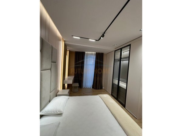 Tirane, shitet apartament 2+1+Ballkon Kati 10, 94 m² 295.000 € (MINE PEZA)