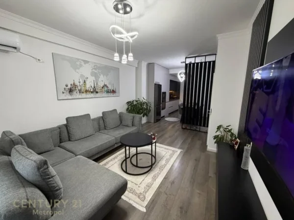 Tirane, shes apartament 2+1 Kati 5, 97 m² 203.000 € (Don Bosko)