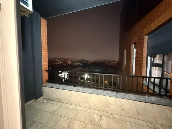 Tirane, jepet me qera apartament 1+1 Kati 5, 73 m² 570 € (Rruga Idriz Seferi)