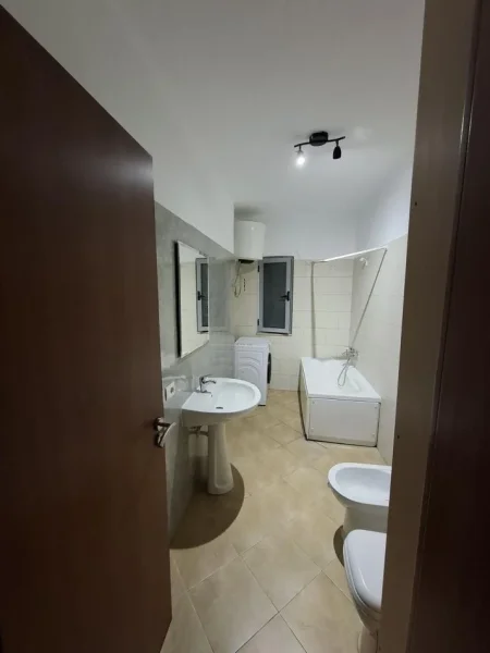 Tirane, shitet apartament 2+1 Kati 5, 94 m² 147.000 € (astir)
