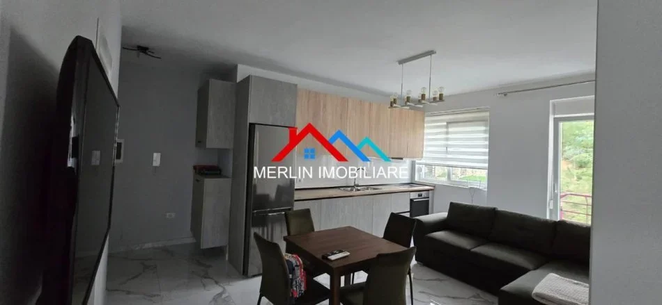 Tirane, jepet me qera apartament 2+1+Ballkon Kati 3, 82 m² 620 € (LIQENI I THATE)