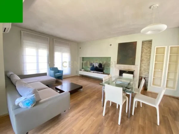 Tirane, jepet me qera Vile 3+1+Ballkon Kati 3, 260 m² 2.500 € (Teg)