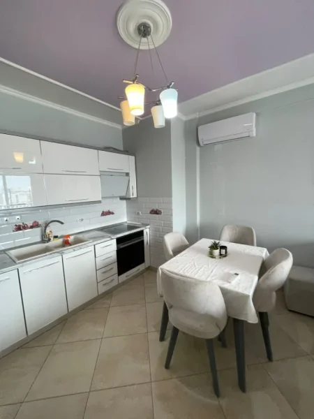 Tirane, jap me qera apartament 1+1+Ballkon Kati 2, 67 m² 40.000 € (Casa Italia)