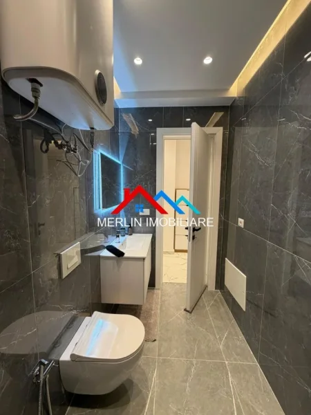 Tirane, jepet me qera apartament 1+1 Kati 6, 70 m² 760 € (RRUGA ASIM VOKSHI,ZOGU I ZI)