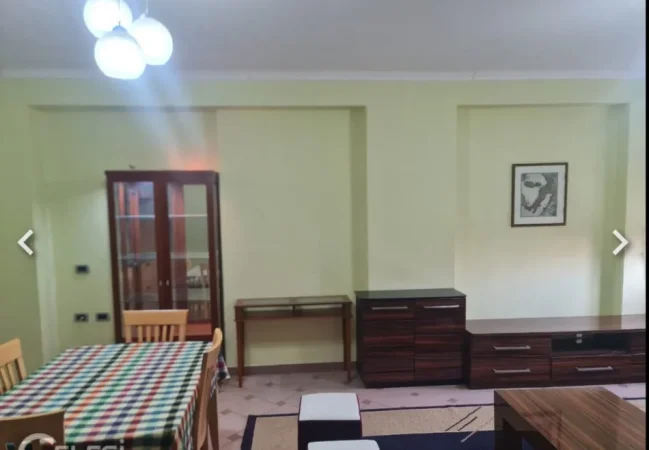 Tirane, jepet me qera apartament 1+1+studio+Ballkon Kati 2, 74 m² 650 € (Rruga Mihal Duri, Rr. E Durresit)