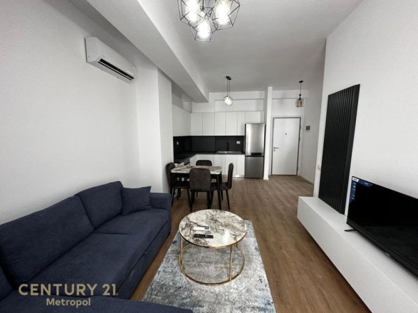 Tirane, shitet apartament 1+1+Ballkon Kati 4, 60 m² 115.000 € (ali demi)