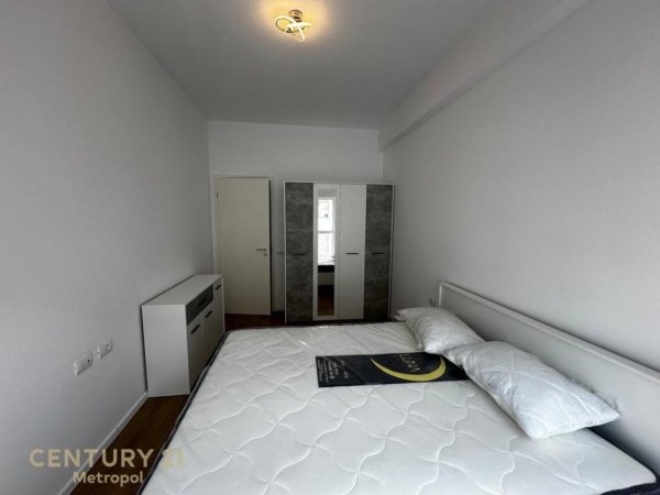 Tirane, shitet apartament 1+1+Ballkon Kati 4, 60 m² 115.000 € (ali demi)