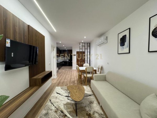 Tirane, shitet apartament 1+1+Ballkon Kati 5, 70 m² (fortuzi)