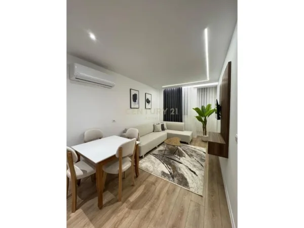 Tirane, shitet apartament 1+1+Ballkon Kati 5, 70 m² (fortuzi)