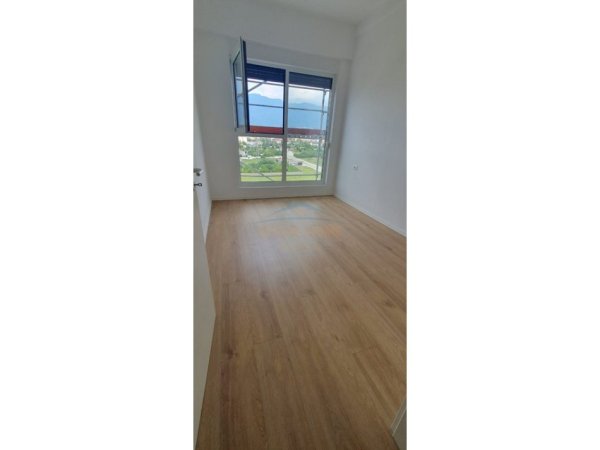 Tirane, jepet me qera apartament 1+1+Ballkon Kati 3, 57 m² 500 € 