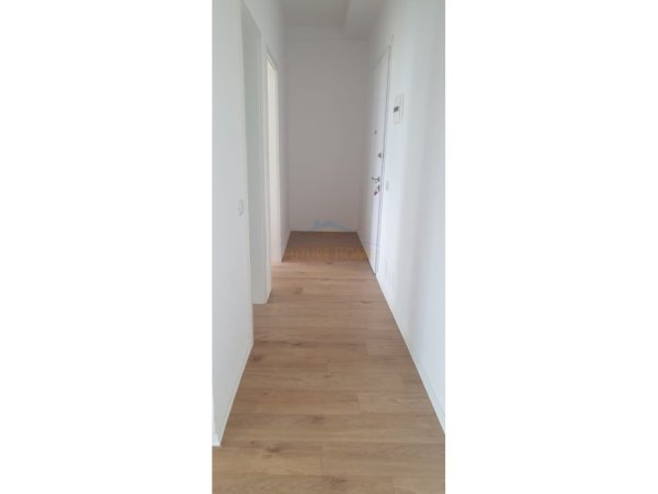 Tirane, jepet me qera apartament 1+1+Ballkon Kati 3, 57 m² 500 € 