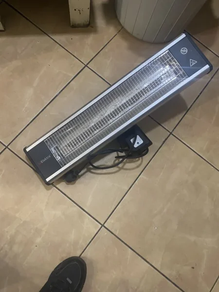 Tirane, shes Fernella elektrike 9 cope