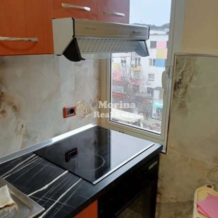 Tirane, jepet me qera garsonier Kati 5, 24 m² 400 € (Myslym Shyri)