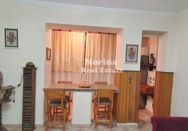 Tirane, jepet me qera apartament 2+1 Kati 1, 70 m² 350 € (Ali Demi)