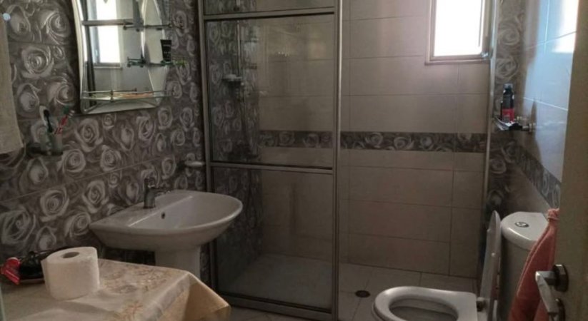 Tirane, jepet me qera apartament 2+1+Ballkon Kati 7, 80 m² 600 € (Ish Fusha e Aviacionit)