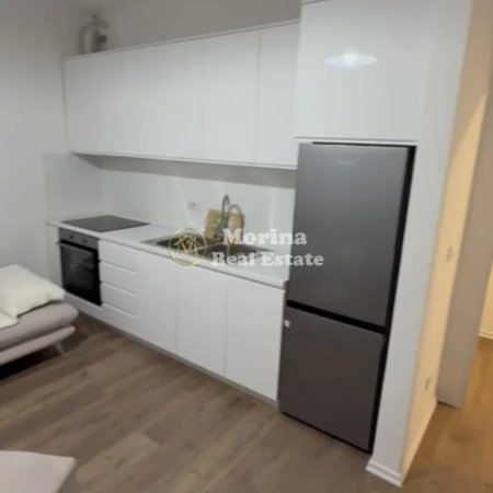 Tirane, jepet me qera apartament 1+1 Kati 7, 60 m² 450 € (Rruga 5 Maji)