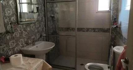 Tirane, jap me qera apartament 2+1+Ballkon Kati 7, 75 m² 600 € (Ish Fusha e Aviacionit)