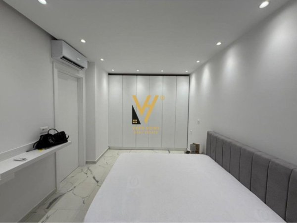 Tirane, jepet me qera apartament 1+1+Ballkon Kati 6, 70 m² 760 € (ZOGU I ZI)