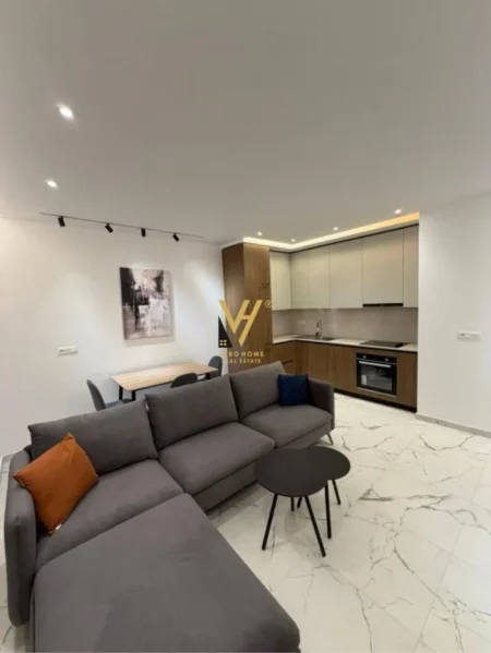 Tirane, jepet me qera apartament 1+1+Ballkon Kati 6, 70 m² 760 € (ZOGU I ZI)