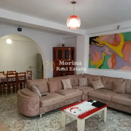 Tirane, shitet Vile , 255 m² 400.000 € (Brraka)