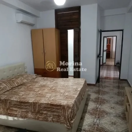 Tirane, shitet Vile , 255 m² 400.000 € (Brraka)