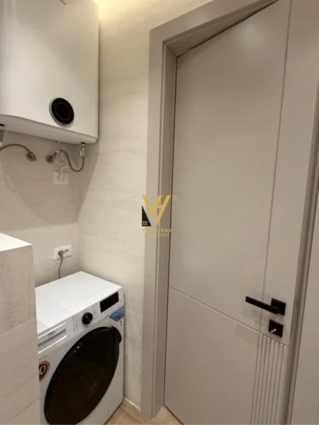 Tirane, jepet me qera apartament 1+1+Ballkon Kati 3, 70 m² 800 € (ZOGU I ZI)