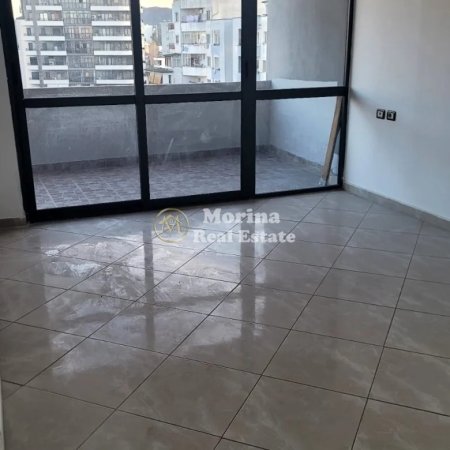 Tirane, jepet me qera apartament 2+1 Kati 2, 95 m² 350 € (Astir)