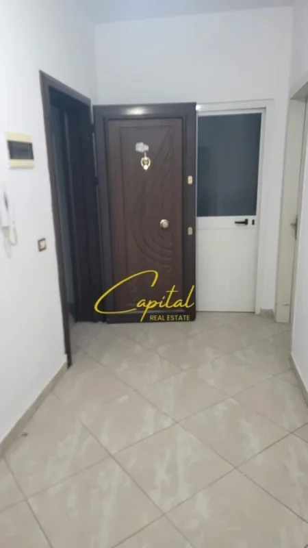 Tirane, jepet me qera apartament 1+1 Kati 9, 120 m² 350 € (ASTIR)