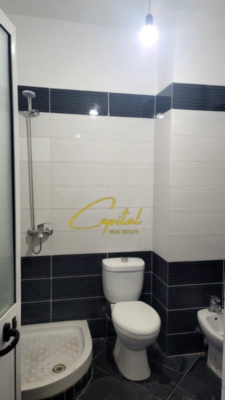 Tirane, jepet me qera apartament 1+1 Kati 9, 120 m² 350 € (ASTIR)