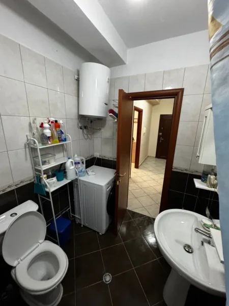 Tirane, jepet me qera apartament 1+1+Ballkon Kati 3, 58 m² 45,000Leke (Yzberisht /Rr.Thoma Koxhaj)