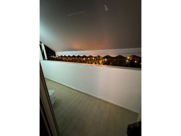 Tirane, jepet me qera apartament 3+1 Kati 6, 87 m² 700 € (Rruga e Kavajes)