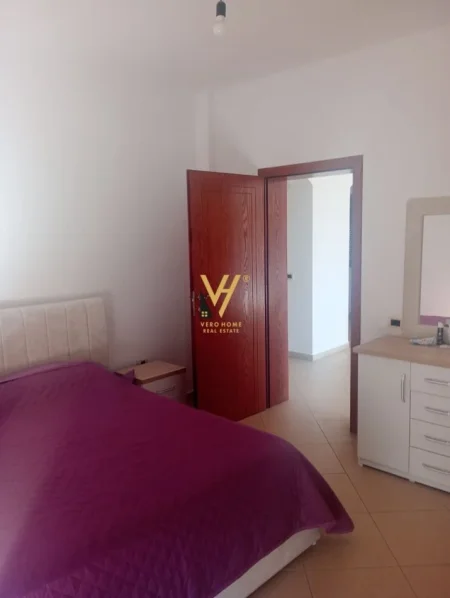 Tirane, jepet me qera apartament 1+1+Ballkon Kati 2, 100 m² 350 € (KAMEZ)