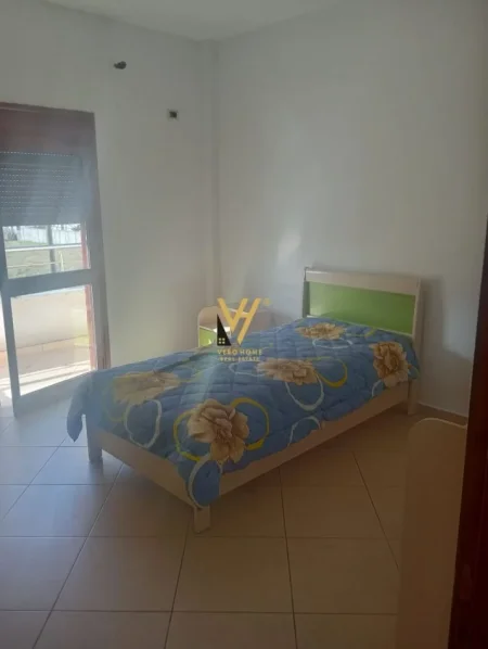 Tirane, jepet me qera apartament 1+1+Ballkon Kati 2, 100 m² 350 € (KAMEZ)